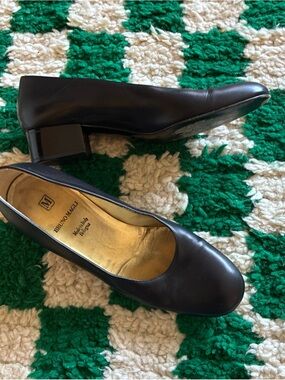 Bruno Magli Women's Black Leather Chic Ballet Pump Heels -Made In Italy Size 7.5